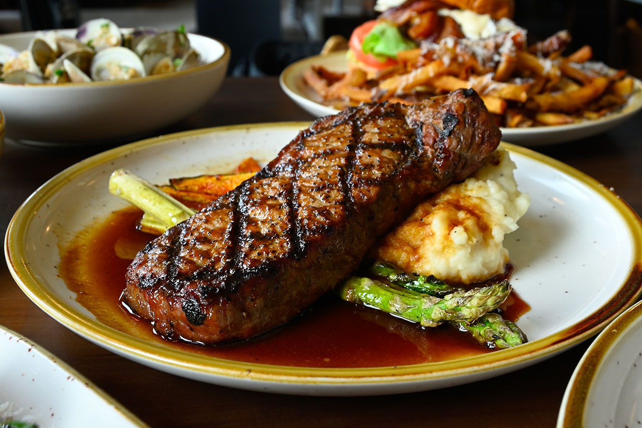 Descubriendo los sabores de Nueva York: Una guía culinaria para todos los presupuestos